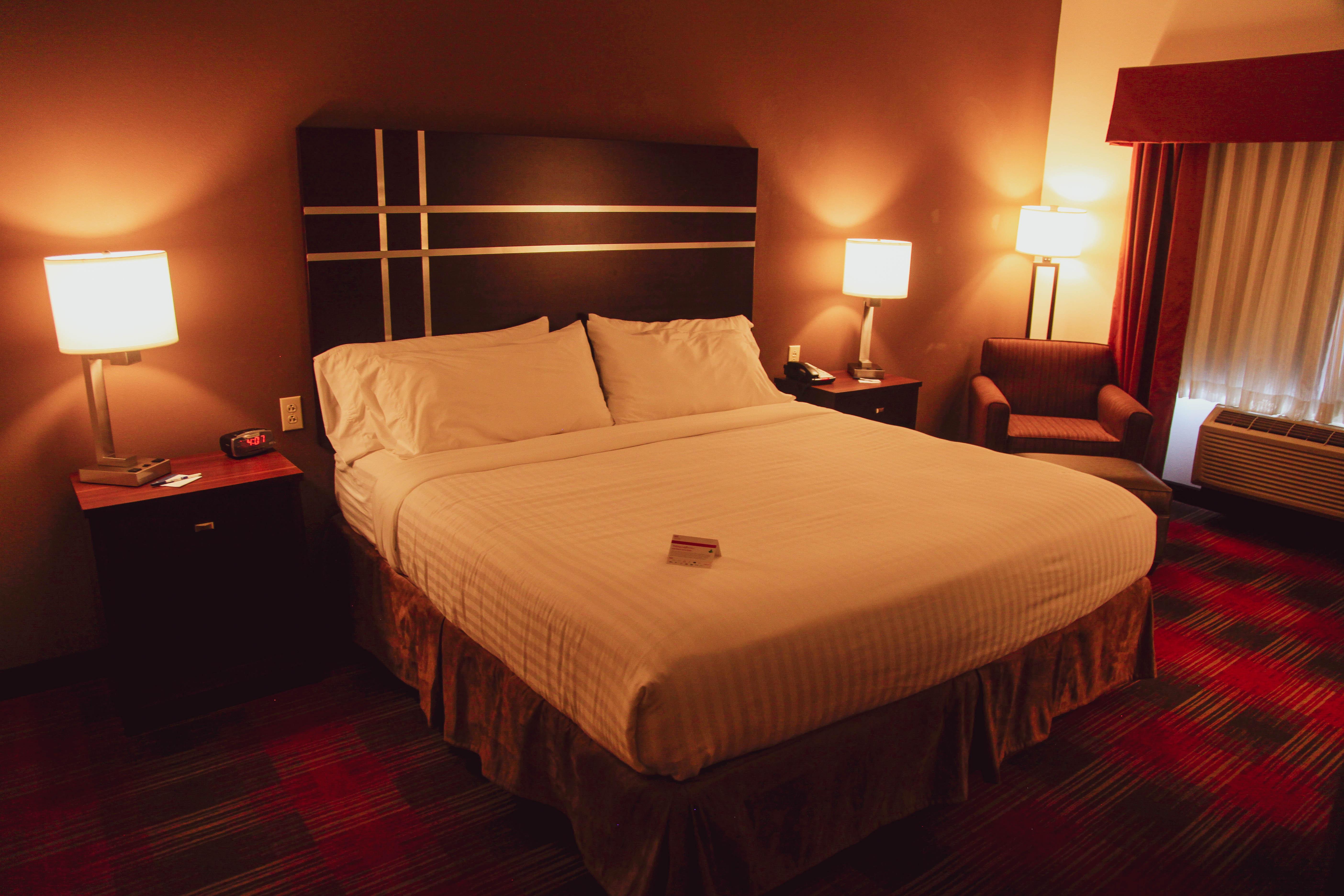Holiday Inn Express & Suites Cumberland - La Vale By Ihg Exterior foto